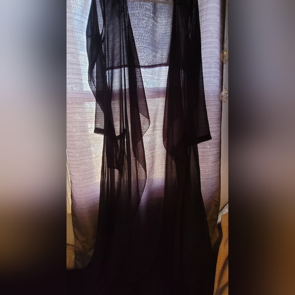 Duster - Picture 2 of 5